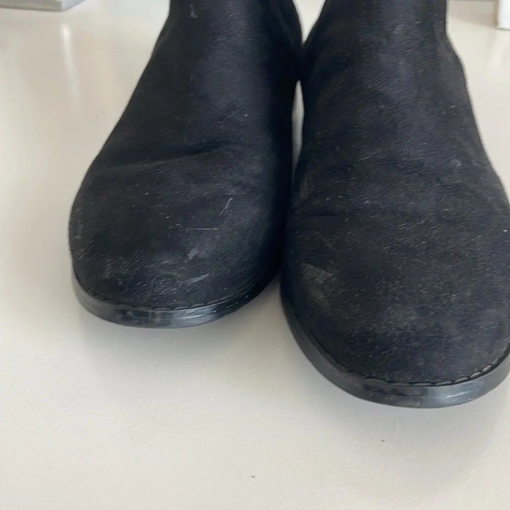 Steve Madden Women’s Odessa Black Suede Over the Knee Flat Boots - Size 7.5